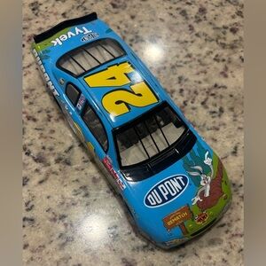 2002 Jeff Gordon Looney Tunes “Rematch” Car